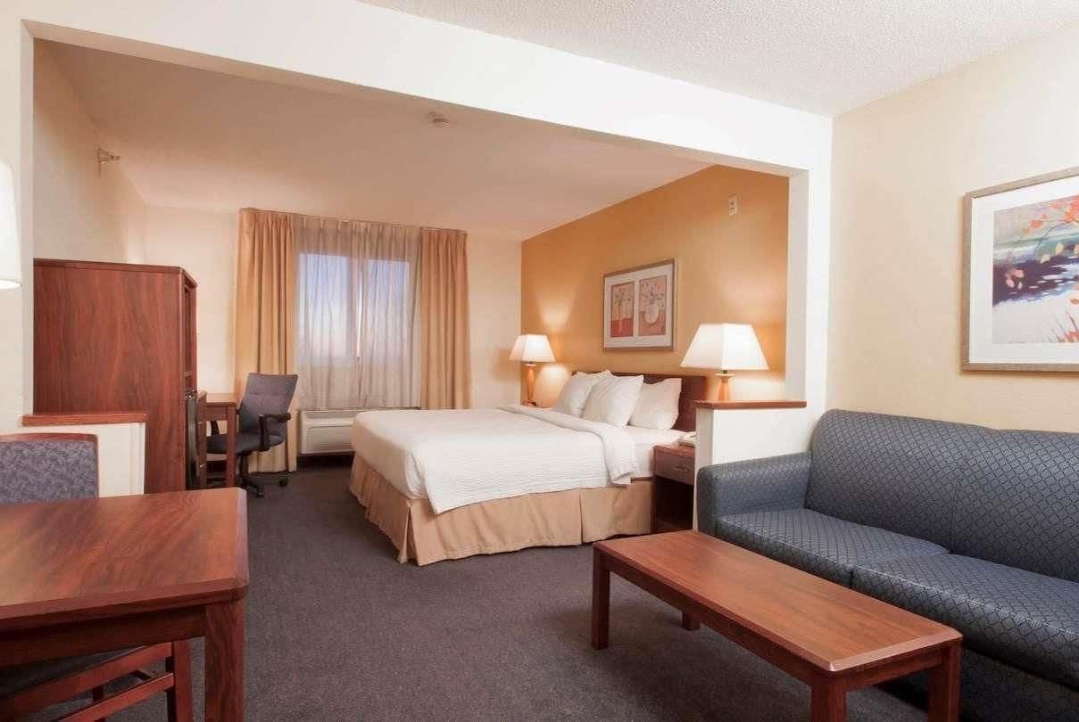 Comfort Inn & Suites Liverpool - Syracuse Bagian luar foto