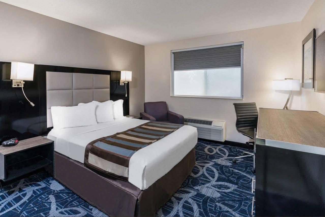 Comfort Inn & Suites Liverpool - Syracuse Bagian luar foto