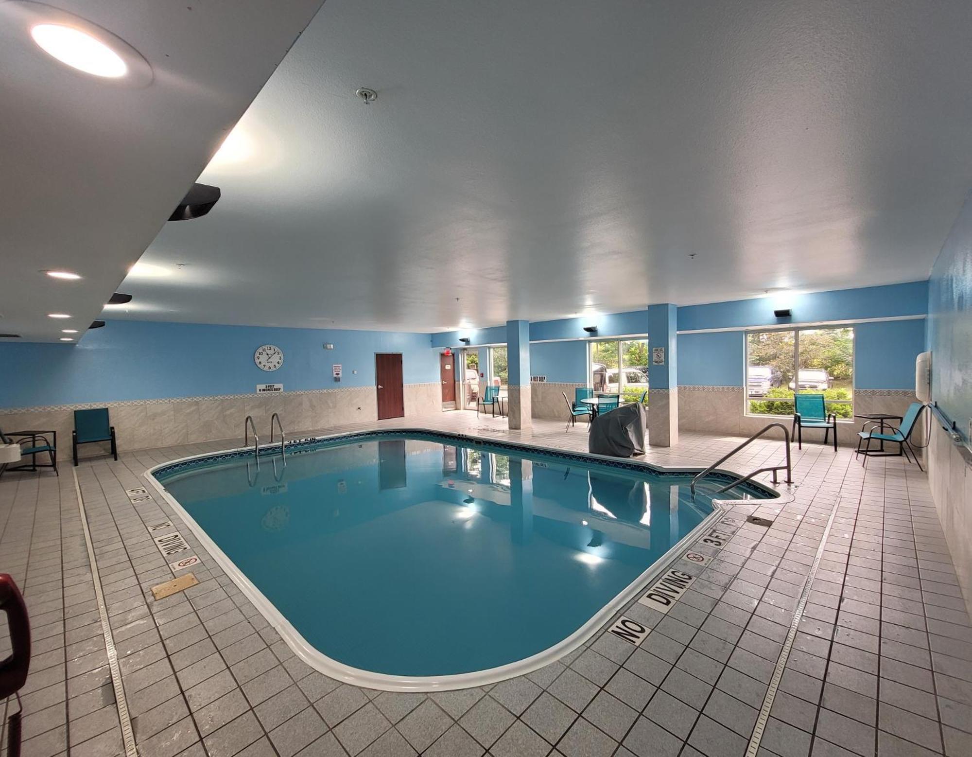 Comfort Inn & Suites Liverpool - Syracuse Bagian luar foto