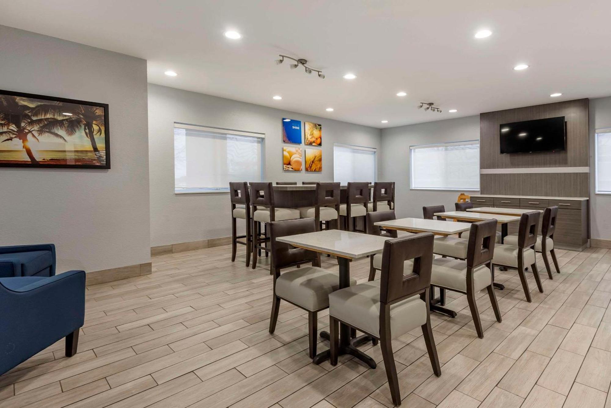 Comfort Inn & Suites Liverpool - Syracuse Bagian luar foto