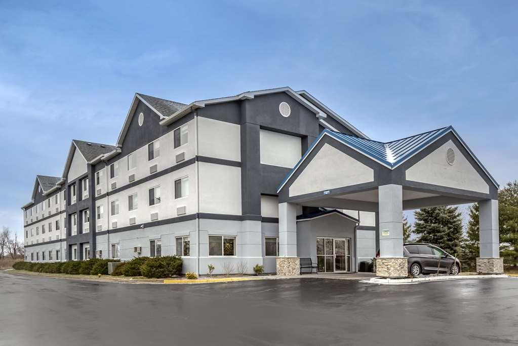 Comfort Inn & Suites Liverpool - Syracuse Bagian luar foto