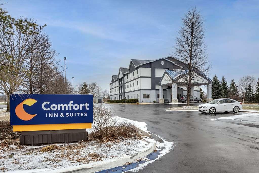 Comfort Inn & Suites Liverpool - Syracuse Bagian luar foto